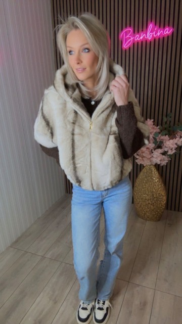 307b924b 62d8 4976 94a4 9e0c2b6b65b4