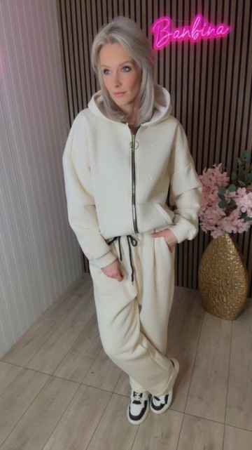 631052a6 e477 42fe b496 0615f4453346