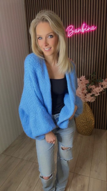 81c9fcb7 3bd8 41d8 9319 74eadb9ae8f2