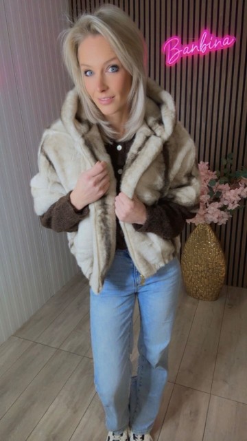 9b78e53d e2da 41ce b3e9 1a989690c494