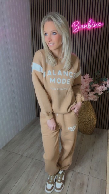 Affb2e45 0073 48ba b7bc 5e740b195ff7