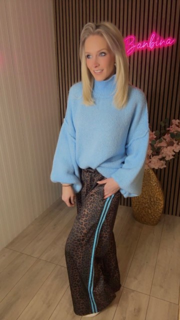 B652f7cb 54a9 4a15 892b fa2847436ae1